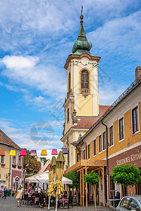 匈牙利Szentendre老城街道联盟建筑店铺房子文化建筑学餐厅教会行人城市图片