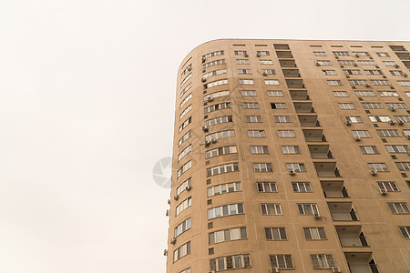 住宅综合设施 现代建筑结构天空财产蓝色高楼摩天大楼椭圆形阳台单位城市地面图片