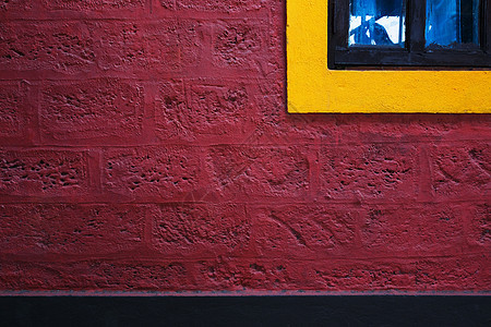 红油漆墙房子红色墙纸橙子背景建筑框架窗户石头材料图片