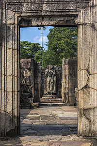 斯里兰卡 古城波隆纳鲁瓦 历史考古地标 阳光明媚的一天雕塑建筑学石头旅行废墟雕像岩石纪念碑寺庙遗产图片