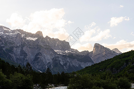 国家公园的山地景观 阿族阿尔卑斯山的图天空农场公园旅游植被观光远足国家画报村庄图片