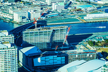 从横滨陆界大厦看到的城市景象摩天轮摩天大楼夜景海洋建筑旅行旅游地标港口景观图片