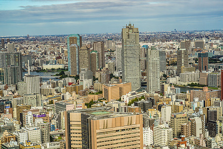 从观察甲板看到东京城市景色晴天旅游高层建筑学房地产天文台建筑港区景观景点图片