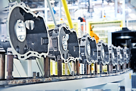 发动机制造零部件的制造机械制造业运输工厂托盘长椅制造厂高科技力量汽车图片