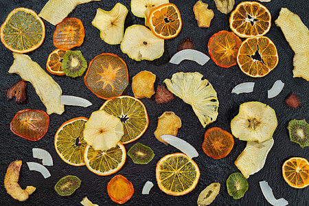 有机健康什锦干果特写 fraps的零食 苹果 梨 橘子 香蕉 柿子 椰子菠萝草莓图片