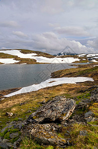 挪威山高原维卡费耶尔山地景观图图片