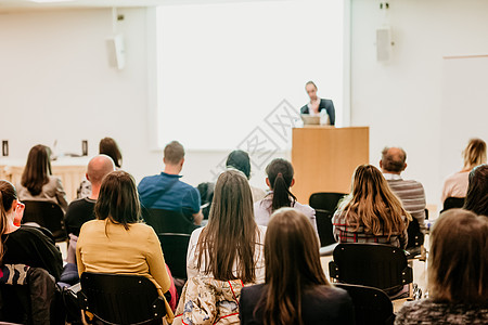 科学会议讲座大厅的听众 请查看有关科学会议的演讲观众讲台人士企业家作坊精神大学商务推介会学院图片