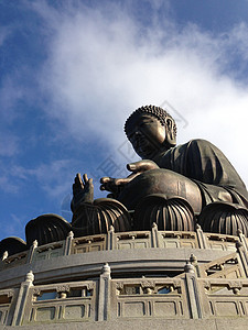 中国兰图岛香港大佛像和宝林修道院图片