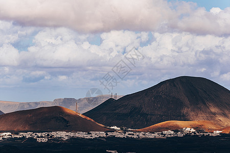 Timanfaya 国家公园火山口的惊人全景景观 西班牙加那利群岛兰萨罗特岛的热门旅游景点 艺术图片 美丽的世界 旅游概念岩石火图片