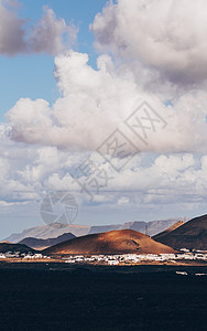 Timanfaya 国家公园火山口的惊人全景景观 西班牙加那利群岛兰萨罗特岛的热门旅游景点 艺术图片 美丽的世界 旅游概念土地山图片
