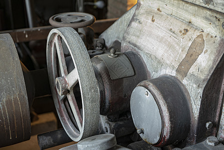 历史工业机械的详情 11车轮乡愁车辆滑轮古董铁路火车旅行金属引擎图片