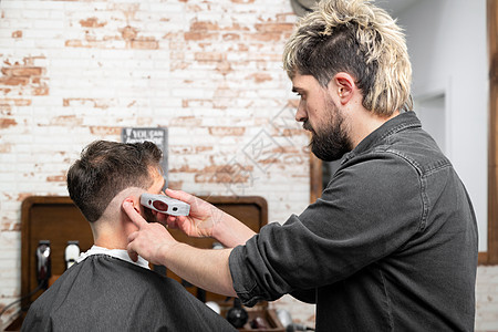 理发店的工作沙龙工具剪刀潮人理发师剃须奢华职业顾客发型图片