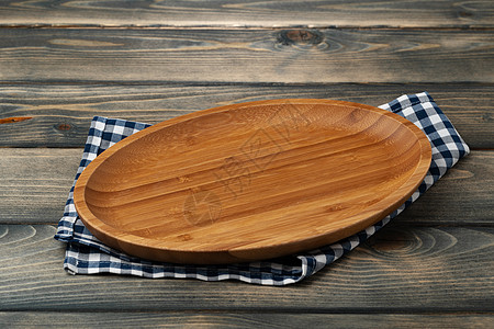 木板 黑色木制桌子上餐巾纸纺织品空白折叠白色木头用具棉布餐巾正方形亚麻图片