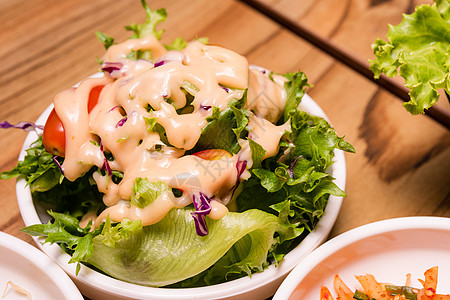 韩国咸菜或氯化萝卜蔬菜和在碗上调味饮食辣椒文化猪肉烹饪美食胡椒香料食物盘子图片