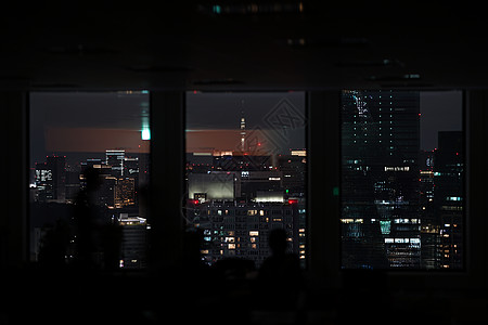 城市夜视和人造图港区女士商业窗台男性夜景夜空街景旅游景观图片