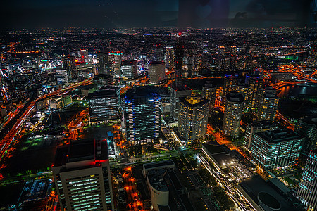 从横滨陆石塔看的每个人的夜景建筑学照明夜空摩天大楼房子街景商业建筑高层公寓图片