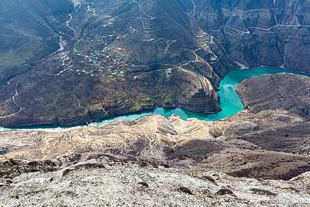 苏拉克峡谷是世界上最深的峡谷之一公园岩石力量蓝色假期爬坡石头游客风景摄影图片