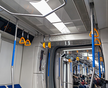 观察地铁车的景象 莫斯科地铁男人扶手运动运输城市交通工具栏杆乘客生活高峰图片