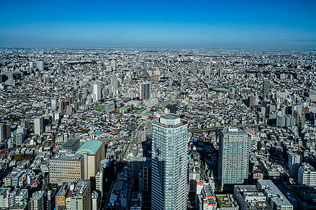 东京市从阳光60号观察甲板上看到蠕虫建筑学建筑群旅游观光天文景观建筑天空蓝天图片