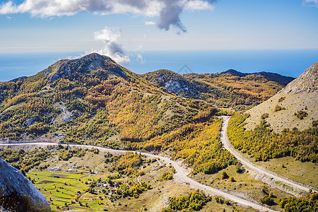 黑山Lovcen国家公园夏季山地景观 桑尼夏日小路山峰全景顶峰爬坡公园国家远足建筑学城市图片