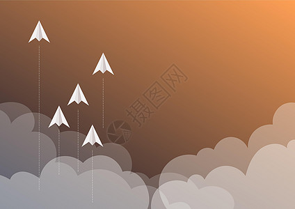 五架纸飞机飞上天空 云层环绕 代表实现目标 到达天际线的纸板飞机象征着成功完成项目技术计算机生长太阳季节墙纸天气飞行商业创造力图片