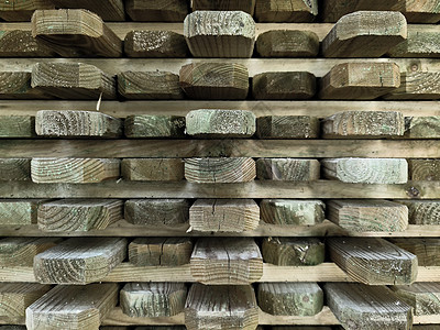 一堆木板 用于手工艺品的建造回收贮存纤维板店铺盘子硬木林业材料家具木头图片