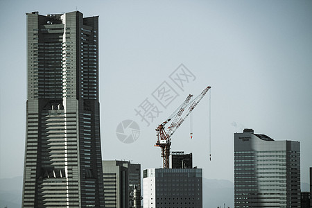 横滨市从海洋塔摩纳哥看到海洋天文烟囱建筑街景机构公园城市晴天地标图片