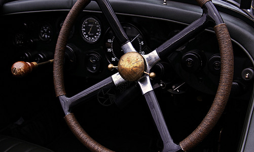 变速车 老式方向盘时钟 木制图片