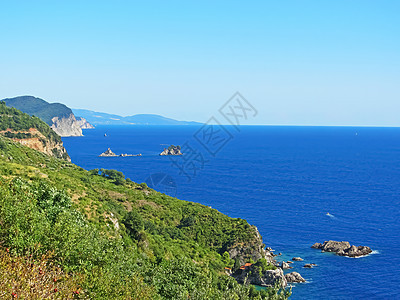 在黑山的海岸 岩石海岸与亚得里亚海的海滩 在一个阳光明媚的日子 美丽的景色照片壁纸 海边 野生自然海海洋日落全景支撑顶峰森林环境图片