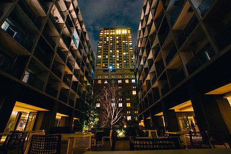 夜间聚集场所的图片照片房子出租公寓房地产高层建筑建筑学庭院摩天大楼住宅图片