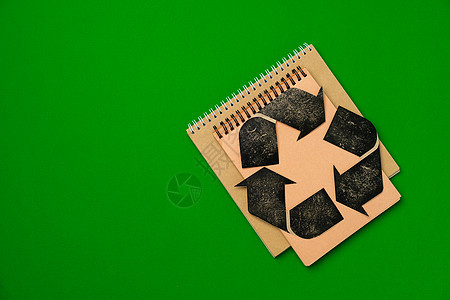 绿色背景最佳观点的纸张回收利用概念回收生态符号环境图片