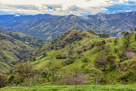 哥斯达黎加国家公园的景观冒险场景环境顶峰荒野热带丛林小径火山山脉图片