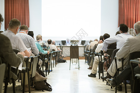 会议室大厅的观众作坊教育家企业家团体简报辅导教育人士学院大学图片