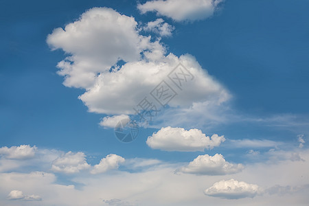 有云的蓝天空臭氧天气晴天蓝色气候天堂天空自由阳光天际图片