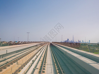 迪拜地铁作为世界上最长的全自动地铁网75公里运输高楼商业装饰场景市中心运动建筑学厄运街道图片