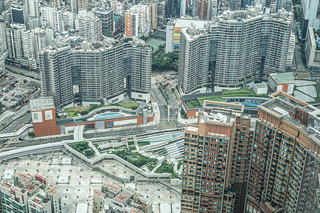 从SKY100观察甲板看到香港市风景建筑群海洋天空城市摩天大楼金融天际建筑天文台景观图片