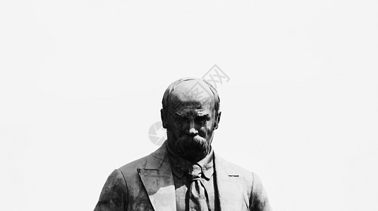 塔拉斯·舍甫琴科大学门口的塔拉斯·舍甫琴科雕像图片