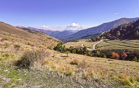 蒙特萨卡罗的利古里安阿尔卑斯山环境全景爬坡山脉风景田园岩石天空山峰旅行图片