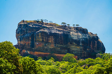 斯里兰卡海吉里亚岩世界遗产遗址石头蓝天景点圣地佛像历史怪石遗迹地标世界遗产图片