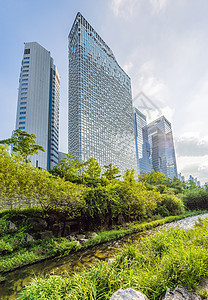 韩国首尔的溪流是大规模城市重建项目的结果 由KHAY吸引力旅游旅行民众观光建筑地标天际娱乐公园图片