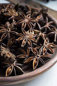 木碗上选定的恒星植物食物烹饪星星芳香调味品美食咖啡香气宏观图片