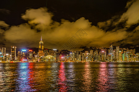 从维多利亚港看到香港的夜视风景建筑街景照明建筑群商业摩天大楼夜景夜空景观城市图片