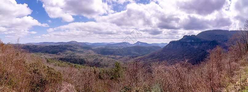 北卡罗利纳的Nantahala国家森林风景山小路大路首脑天空冒险风景娱乐叶子旅游荒野图片