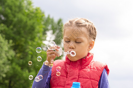 夏季儿童发泡气泡背景图片