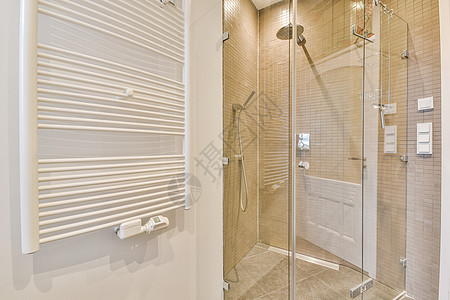 现代浴室的淋浴箱盒子风格窗帘卫生间住宅卫生家庭装饰品管道洗手间图片
