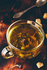 一杯含棕茶糖的绿茶茶碗早餐食物杯子排毒乡村甘蔗热饮糖果饮料图片