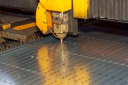 CNC 激光切割金属板 金属工业厂高精度 CNC 气割金属板床单工程金工雕刻机械融化活力电脑刀具盘子图片