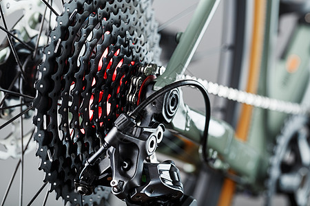 双自行车盒式磁带速度 范围广泛 链条紧凑车轮活动牙齿齿轮框架机器赛车技术金属运动图片