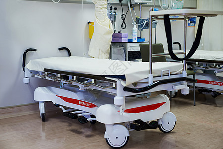 维持人类生命所需的一切 在医院病房中被击中的床位图片
