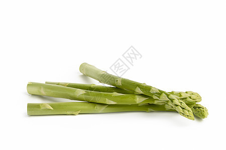 孤立在白色背景上的新鲜绿芦笋 绿色芦笋孤立与白色背景上的阴影营养饮食美食食物蒸汽蔬菜沙拉烹饪植物季节图片